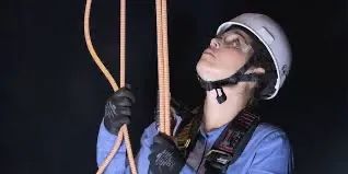Vaga serralheiro soldador com experiência  - Foto 2