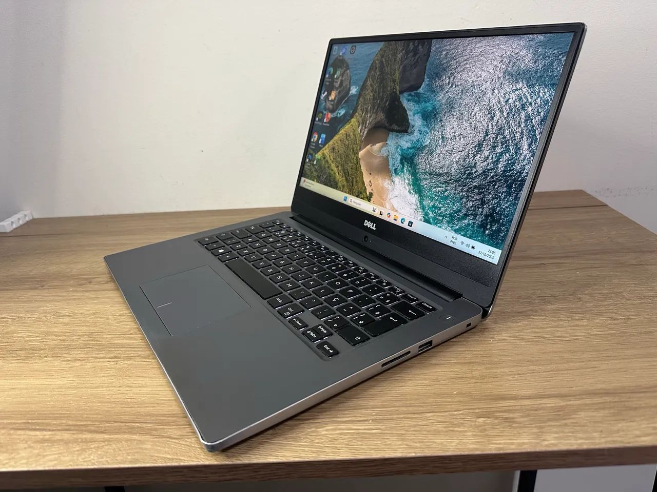 Notebook Dell Inspiron 7460 Core i5 16GB RAM SSD + Nvidia GeForce