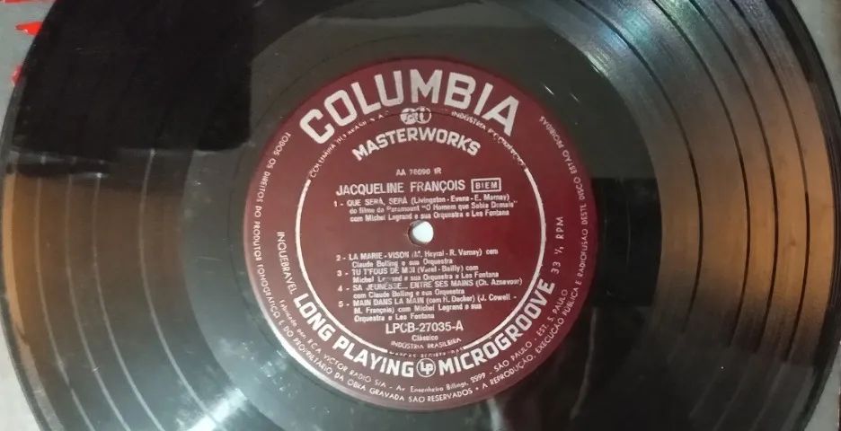 Disco de Vinil da Jacqueline François = Raridade dos anos 50 - Foto 3