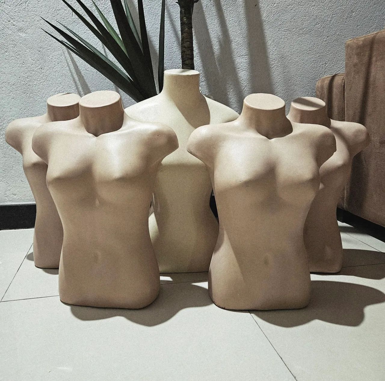 Mannequins64318754831362120
