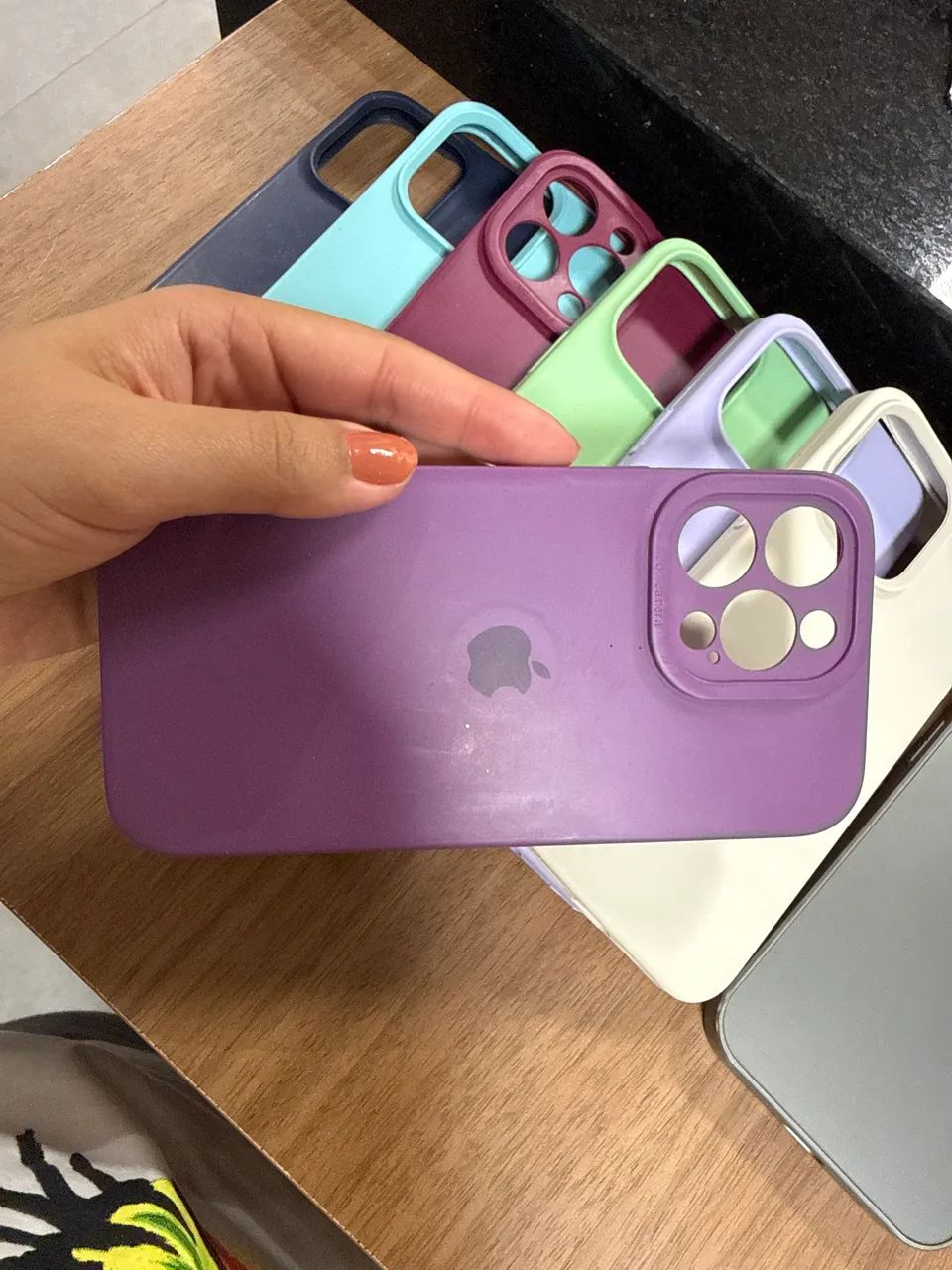 Capinhas iPhone 15 pro Max  - Foto 2
