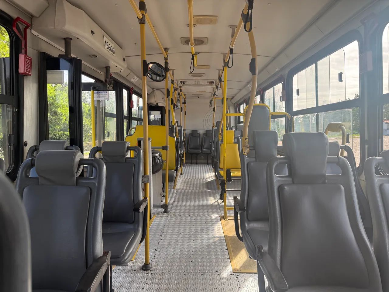 Ônibus urbano- Caio Apache S22 ? 11/12 - Foto 9