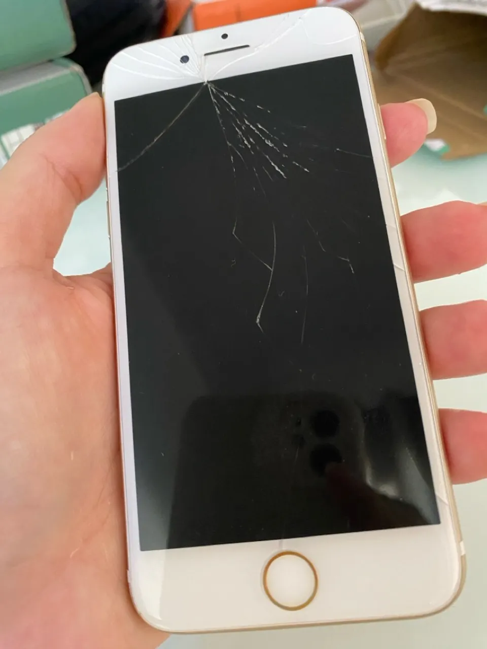 iPhone 7 - 128GB funcionando tudo perfeitamente!