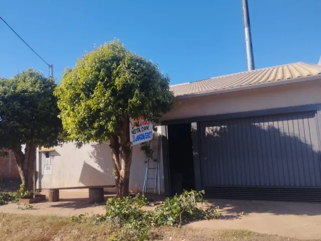 ALUGA -SE OU VENDE-SE CASA ESPAÇOSA COM ÁREA GOURMET - NO NOVO SECULO CAMPO GRANDE/MS ?