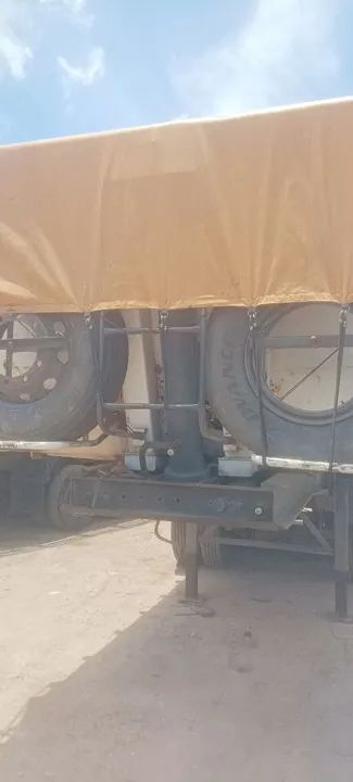 Caminhão caçamba - Foto 3