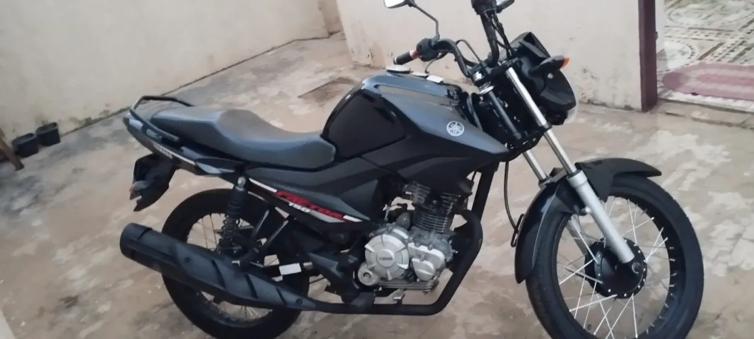 Vendo moto YBR 2018 E PRETA