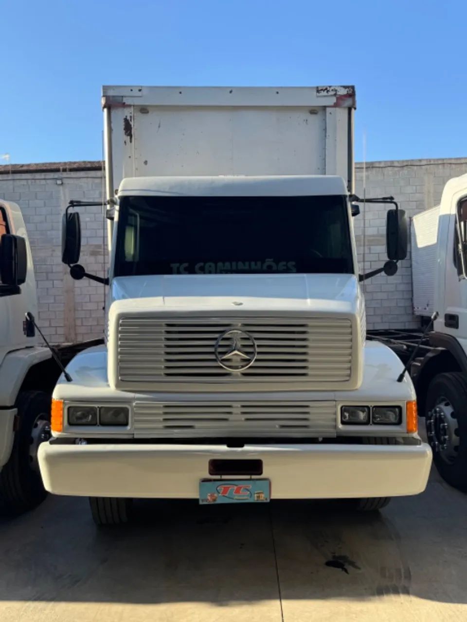 Mercedes Benz 1621 - Baú Sider - Foto 6