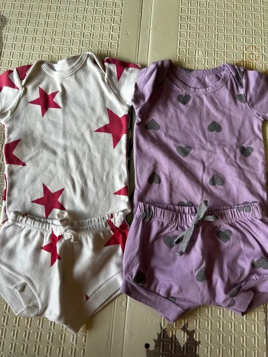 Kit com 2 conjuntos de Body + Shorts - tam 3M