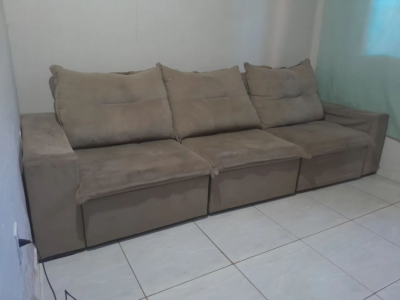 Sofa reclinável 6/7 metro