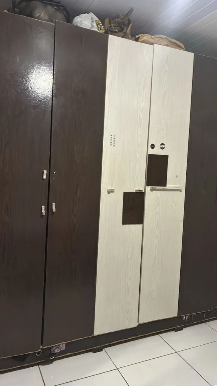Desapego guarda roupa 
