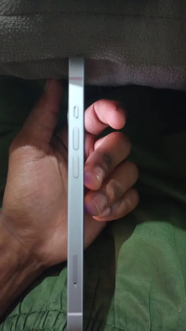 iPhone 13 Branco - 128gb  - Foto 4