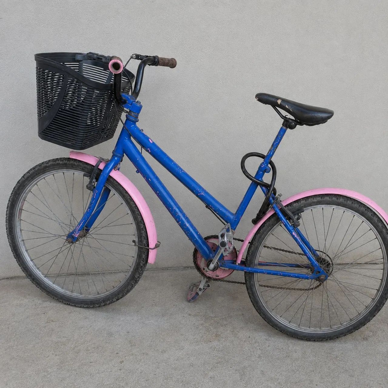 Bicicleta Aro 24 Usada com Cestinha - Tudo Funcionando - Foto 2