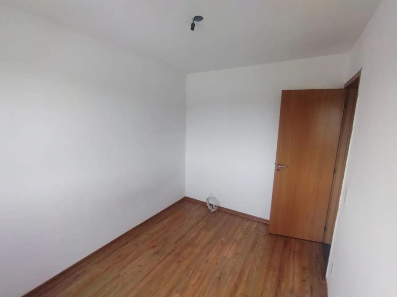 Alugo apartamento em Maria Paula- Condomínio Portinari *