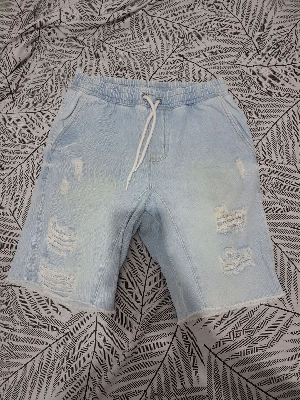Bermudas jeans masculinas usadas  - Foto 5