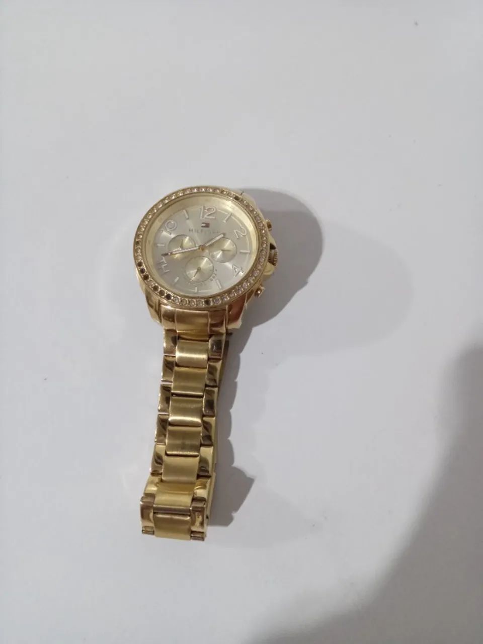 Relógio Tommy Hilfiger Dourado - Foto 2