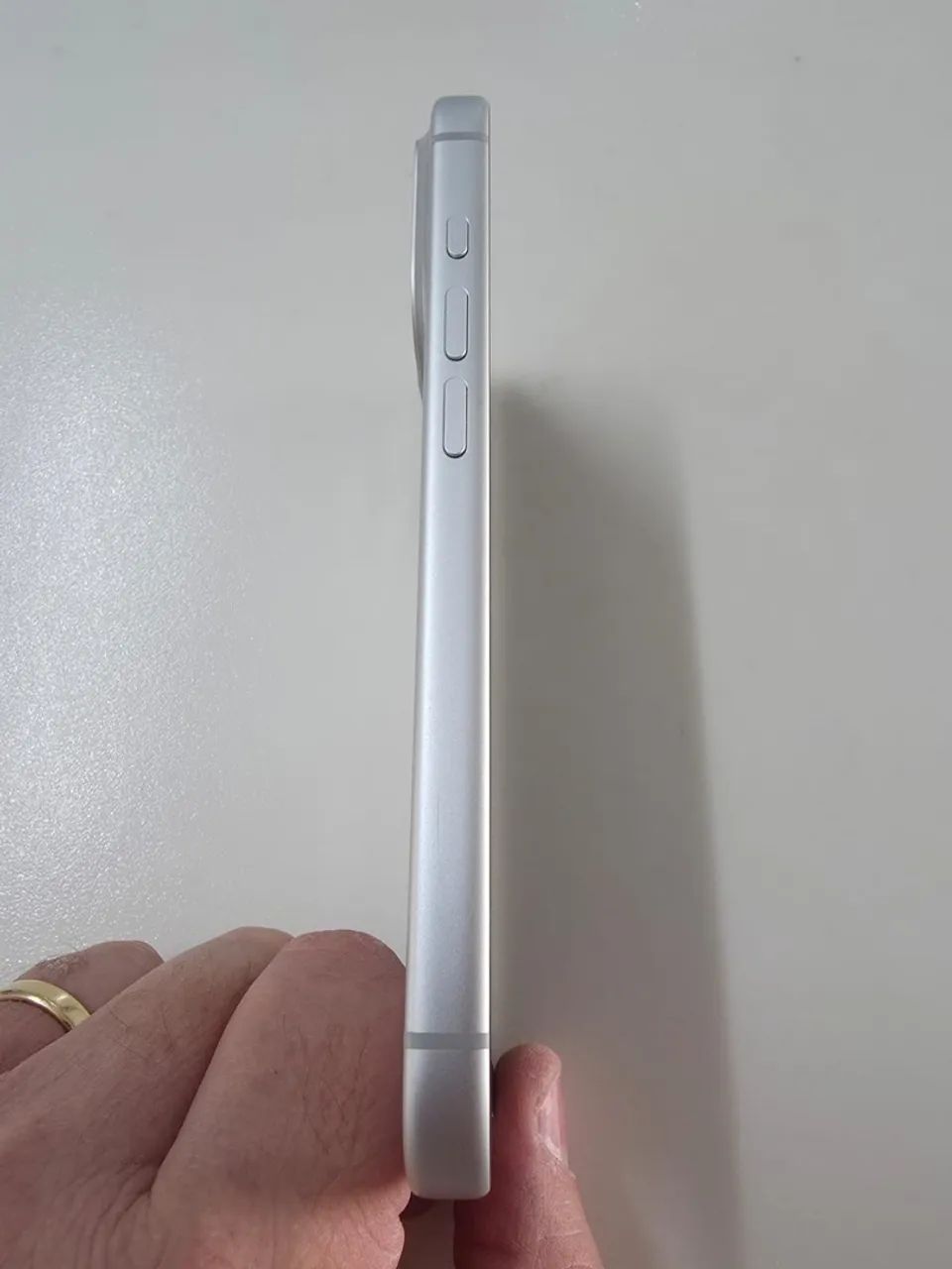 iPhone 17 Pro Max - apenas 01 ciclo de carga - Foto 4