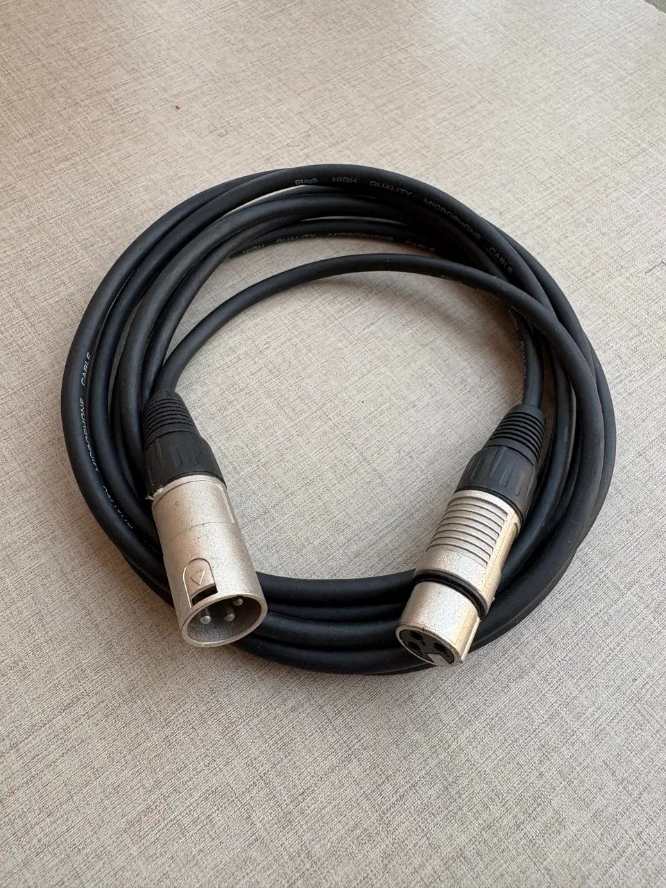 Microfone Behringer C-1 Condensador Cardioide cor prata - Foto 3