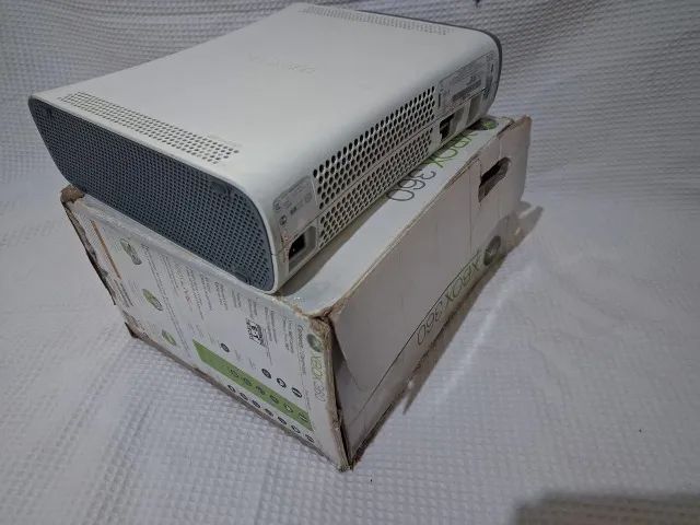 xbox 360 arcade na caixa com hd LT 2.0 - Foto 5
