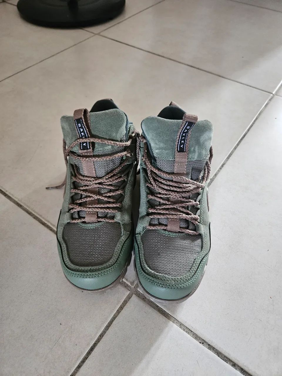 Tênis oakley modoc mid - Foto 2