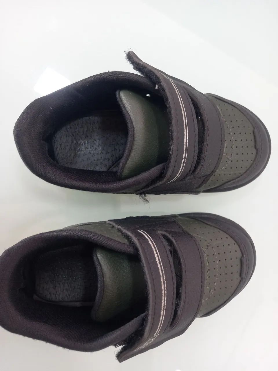 TENIS KLIN VELCRO PRETO TAMAMHO 23 - Foto 3