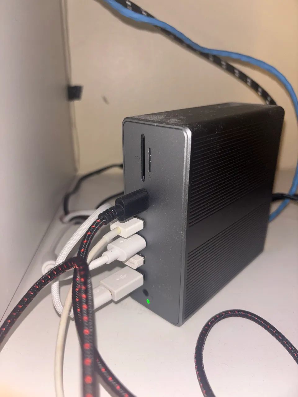 Docking Station Tobenone / Hub  - Foto 4