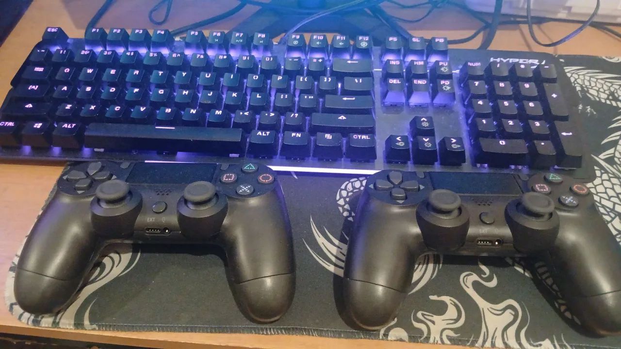 Controles Genéricos<br>Para venda e troca,70$ cad
