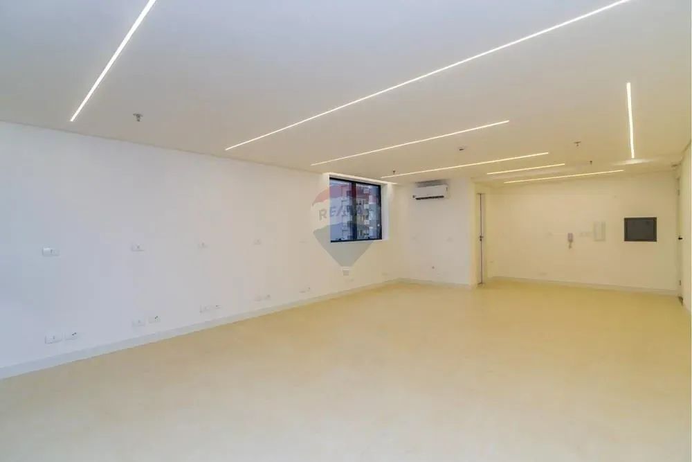 Sala Comercial para locação 53m²- Água Verde - Foto 5