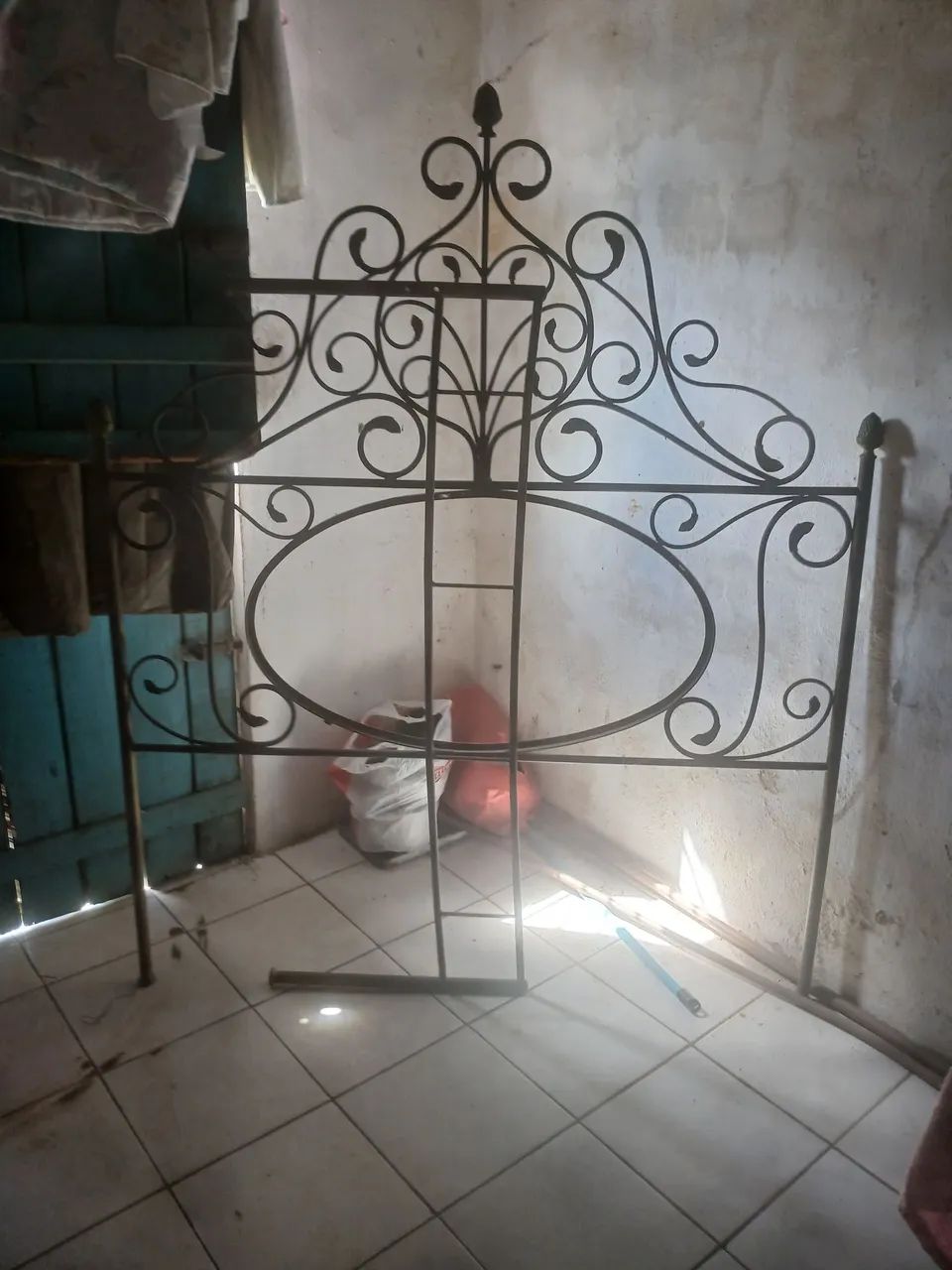 Cama bronze antiga - Foto 2