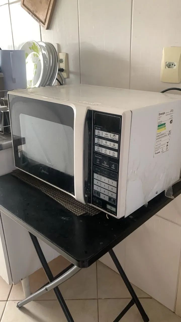 Microondas Midea 31L (Modelo MTRS42) - Foto 2
