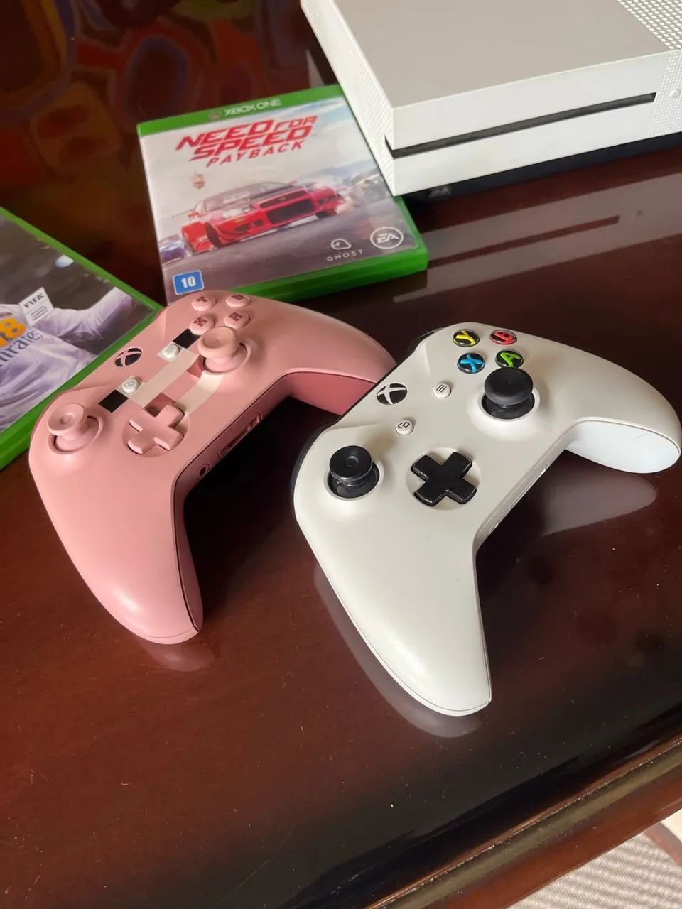 Xbox One S 1TB - Foto 2