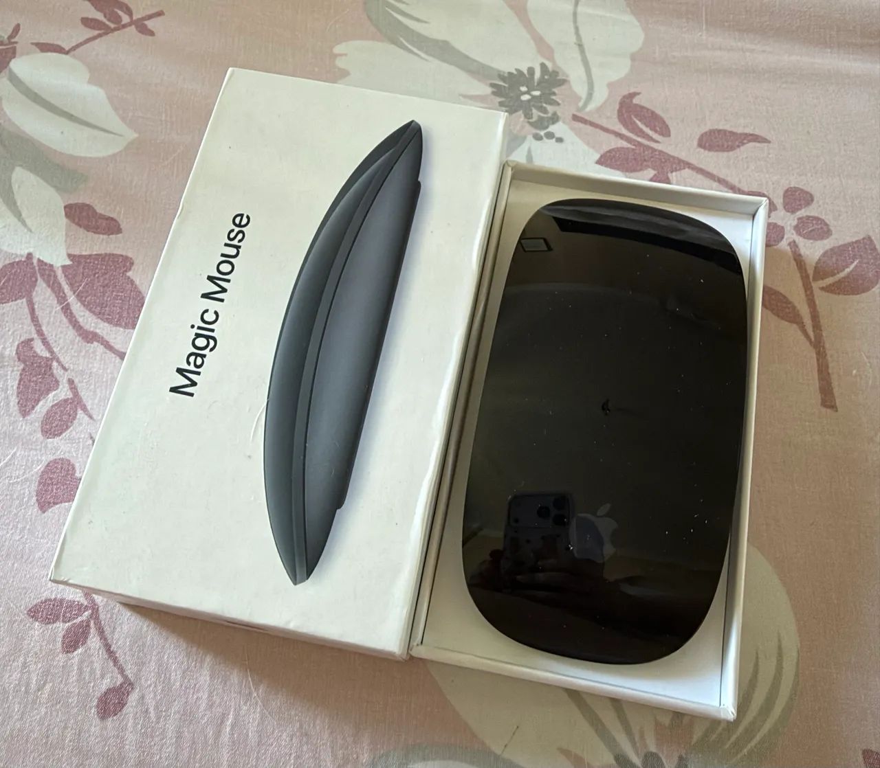 Magic Mouse 2 space gray