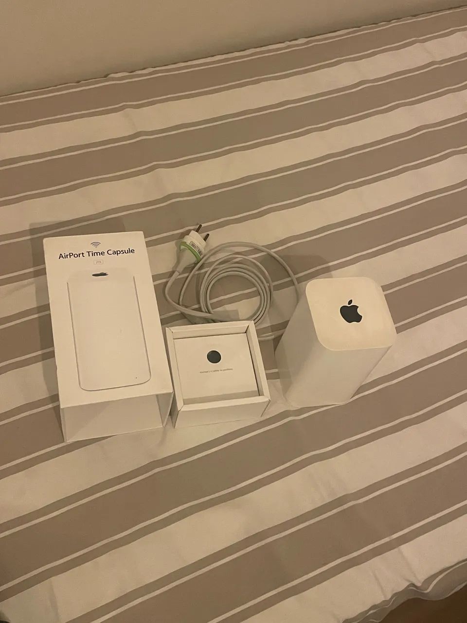 Apple AirPort Time Capsule 2TB - Original com Caixa