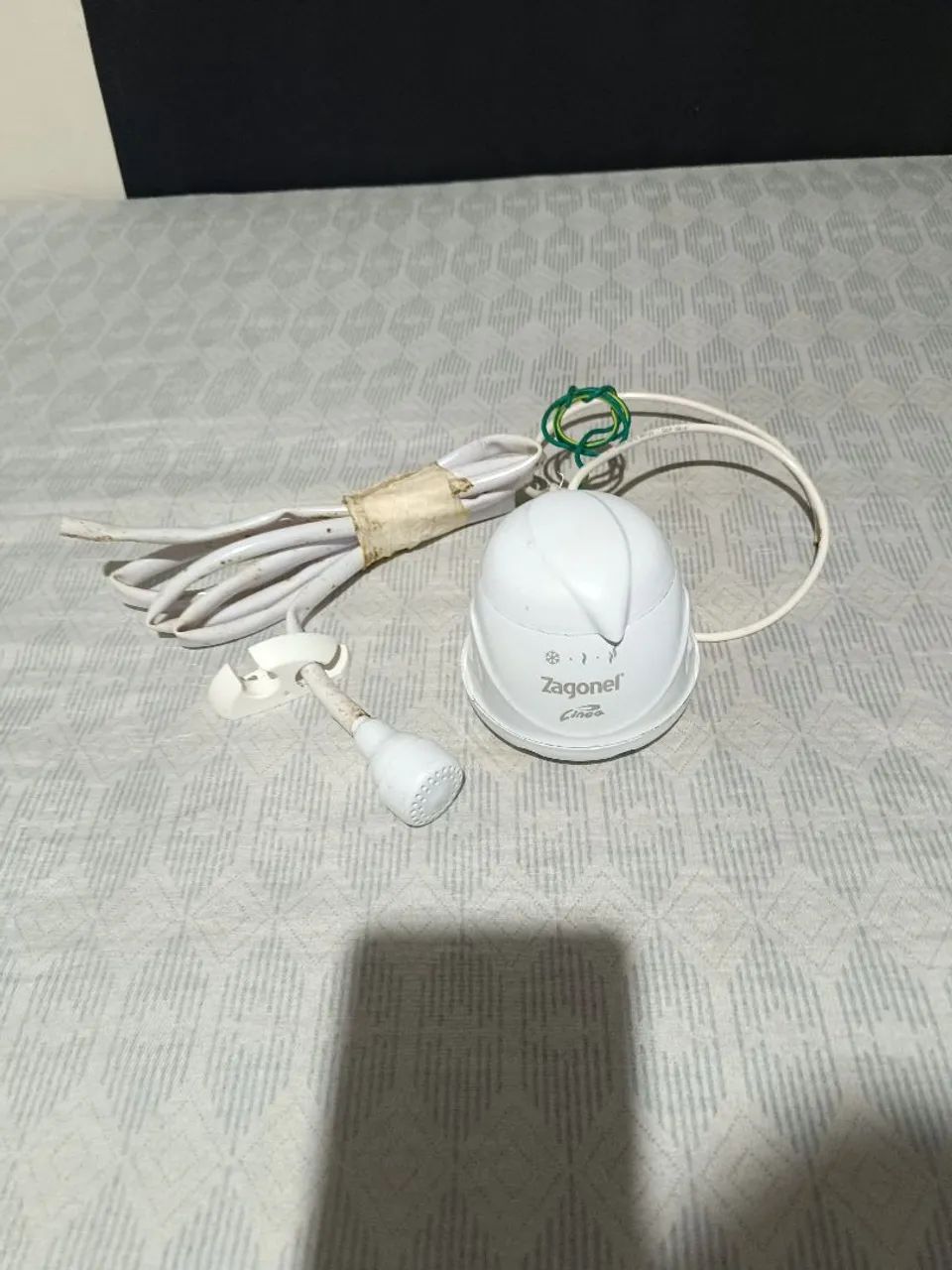 Oferta, Chuveiro Top Compre Já. \O/... - Foto 2