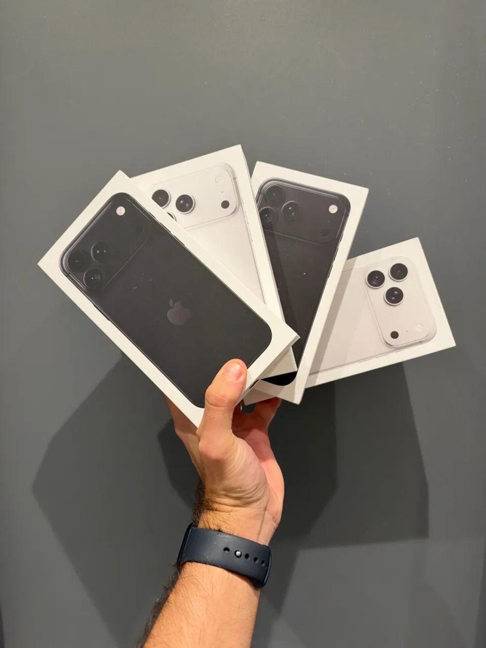 iphone 18 pro Max 256Gb - Preto e prata (lacrado) - Foto 2