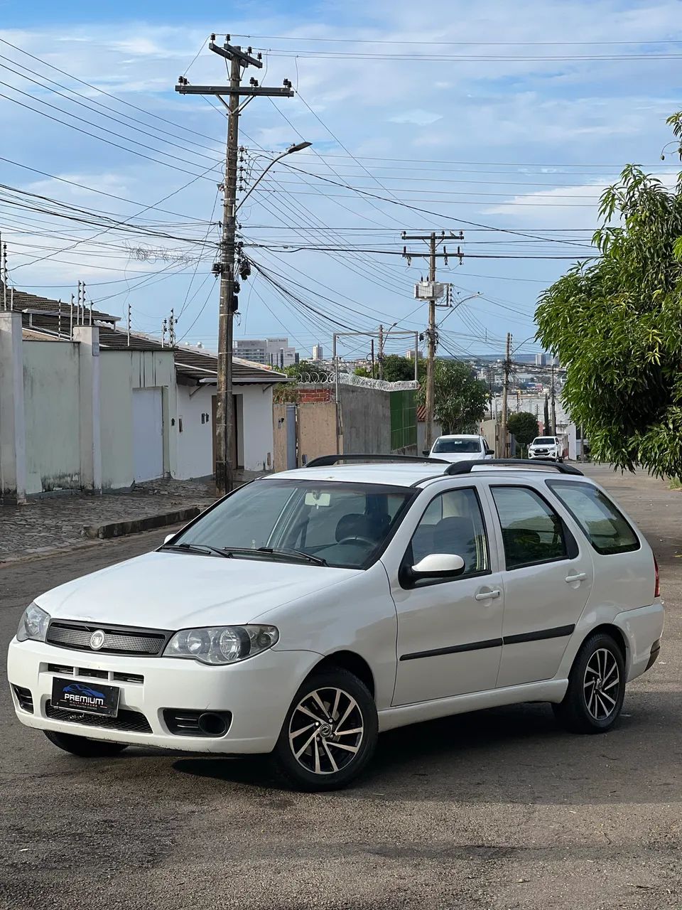 Fiat Palio Weekend HLX 1.8 MPI Flex 4P 2005