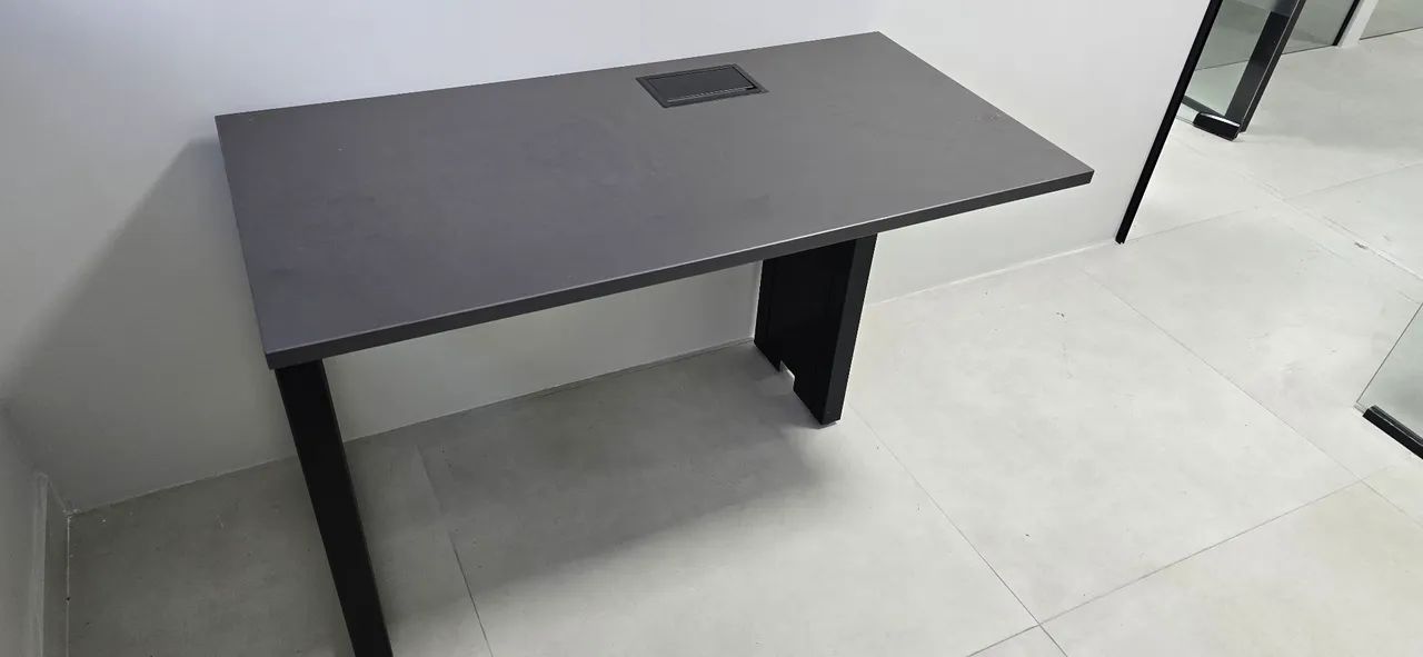 Mesa/bancada de escritório - Foto 2