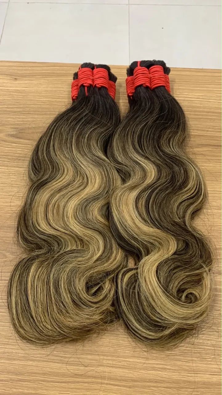 Mega hair, extensão de cabelo, 