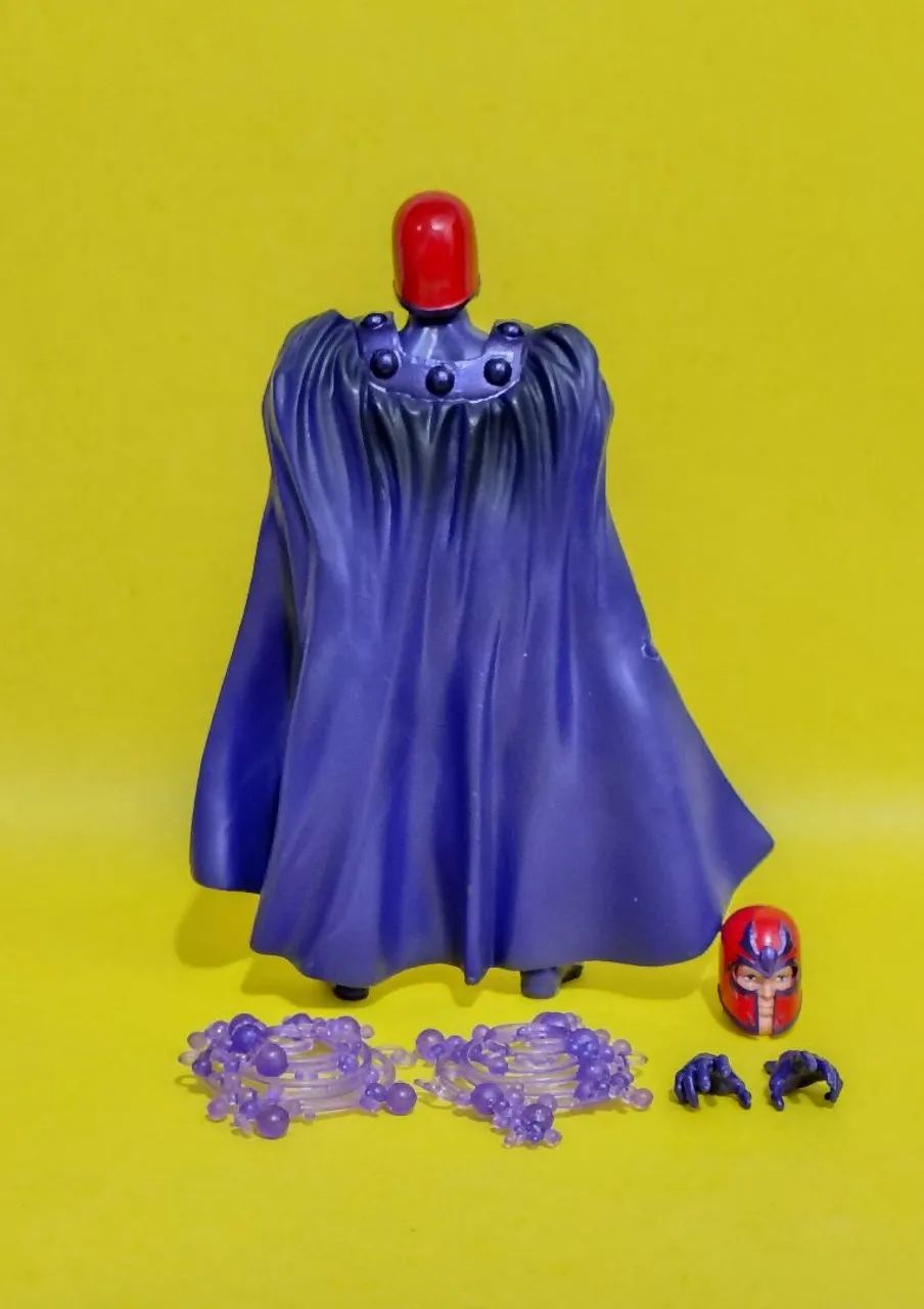 Marvel Legends Magneto (Family Matters 3-pack) - Foto 2
