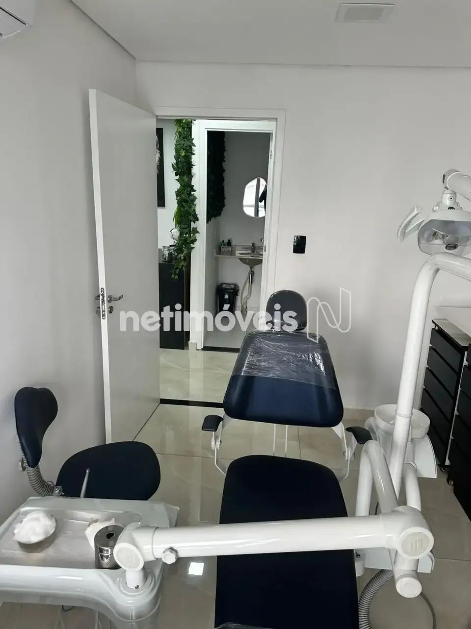 Vende ou aluga se Sala Comercial com 40m2 na Chacara Santo Antonio