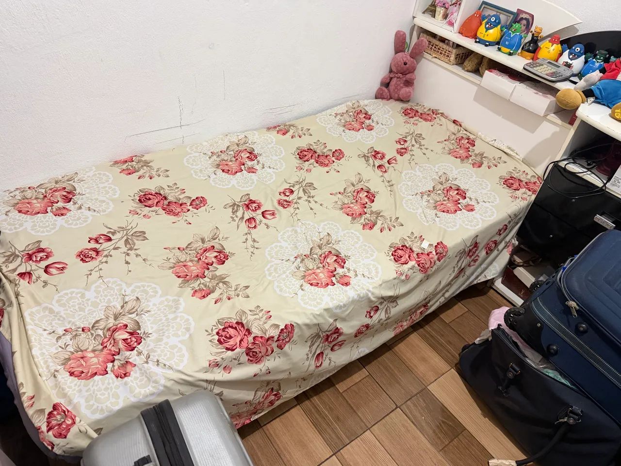 Cama completa de Solteiro com Cabeceira e Colchão