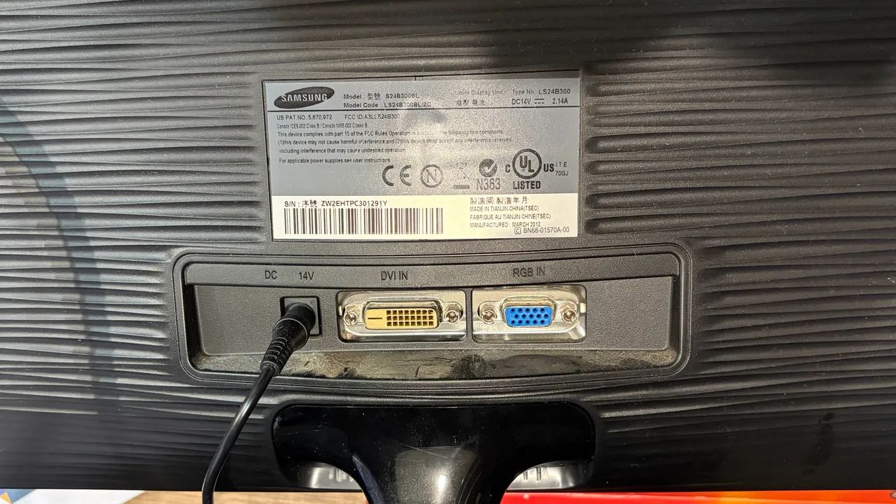 Monitor Samsung 24 full hd s24b300bl - Foto 2