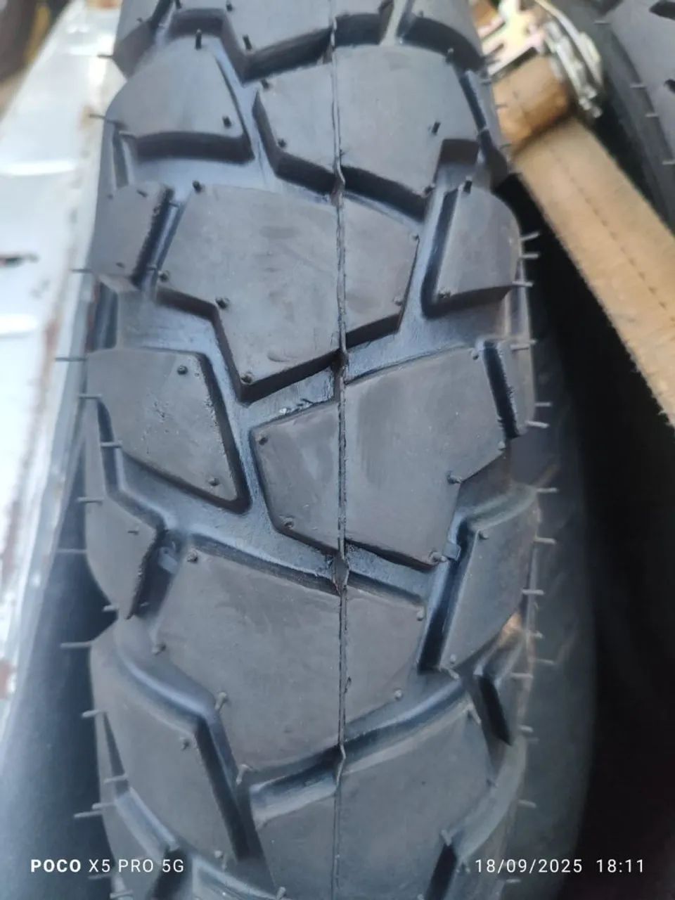 Fábrica pneus moto