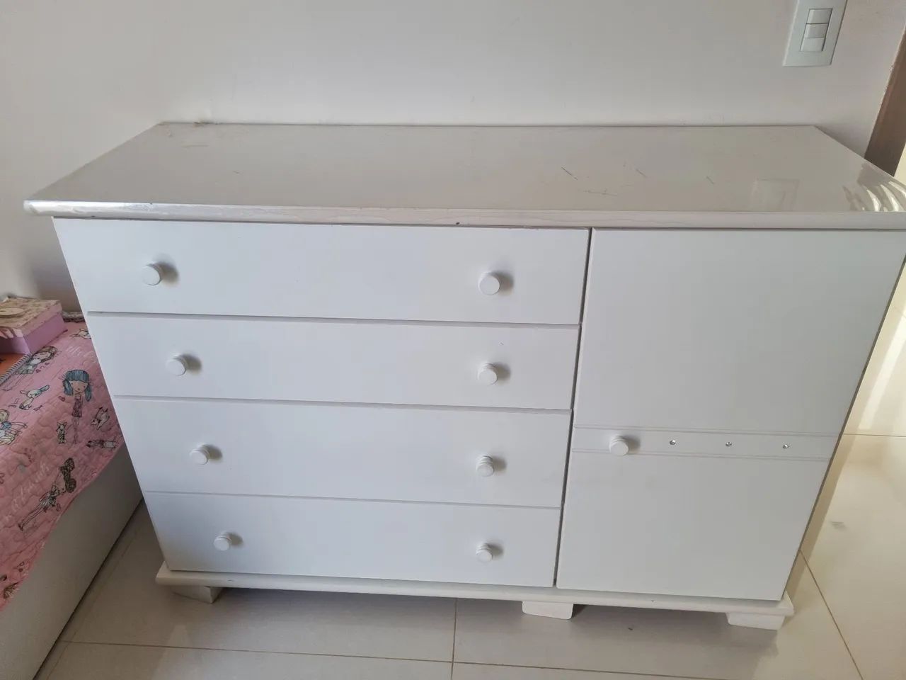 Cômoda infantil L1,34 x A0,92 x P0,48 m (