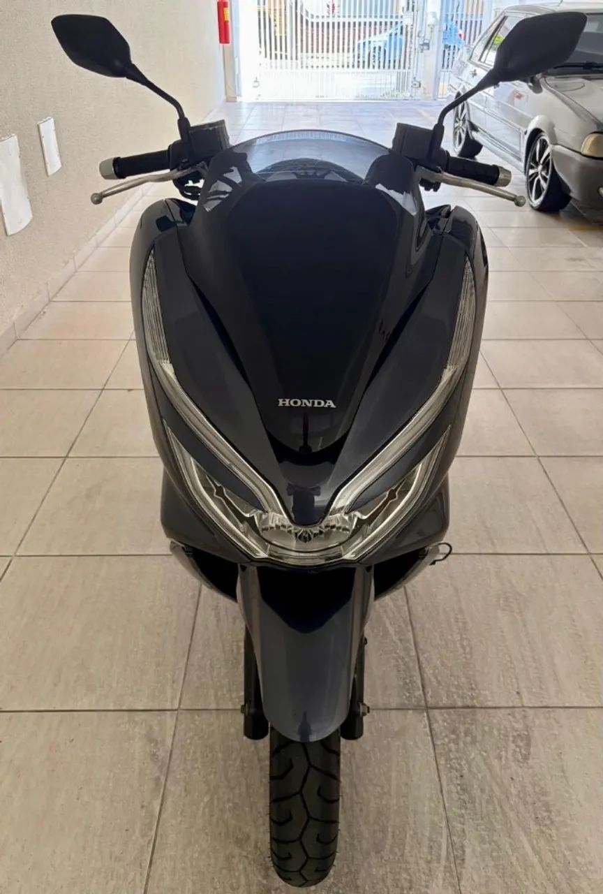 Vendo PCX 150 - ABS - Muito Nova - Foto 2