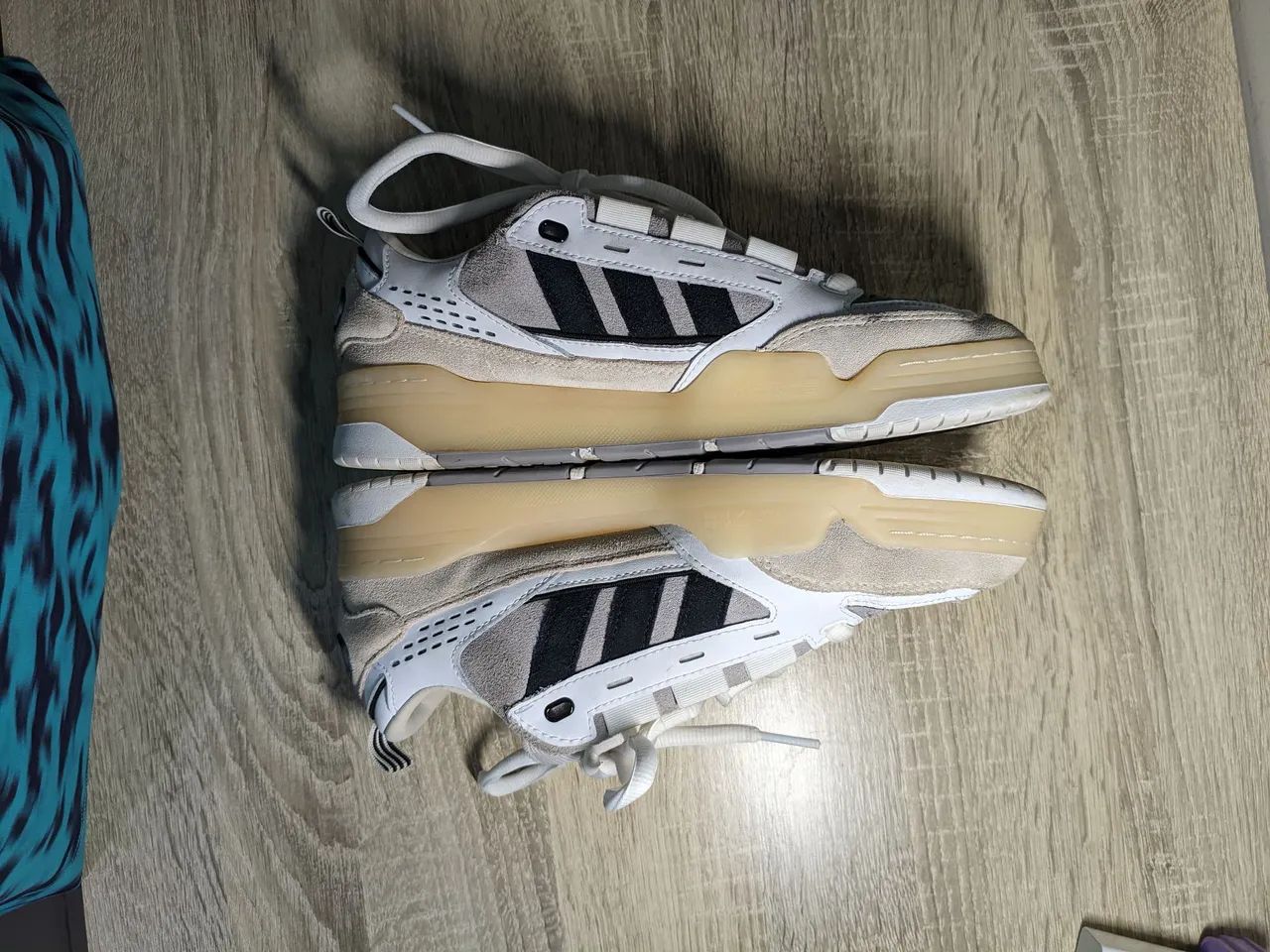 Tênis Adidas2000 - Foto 3