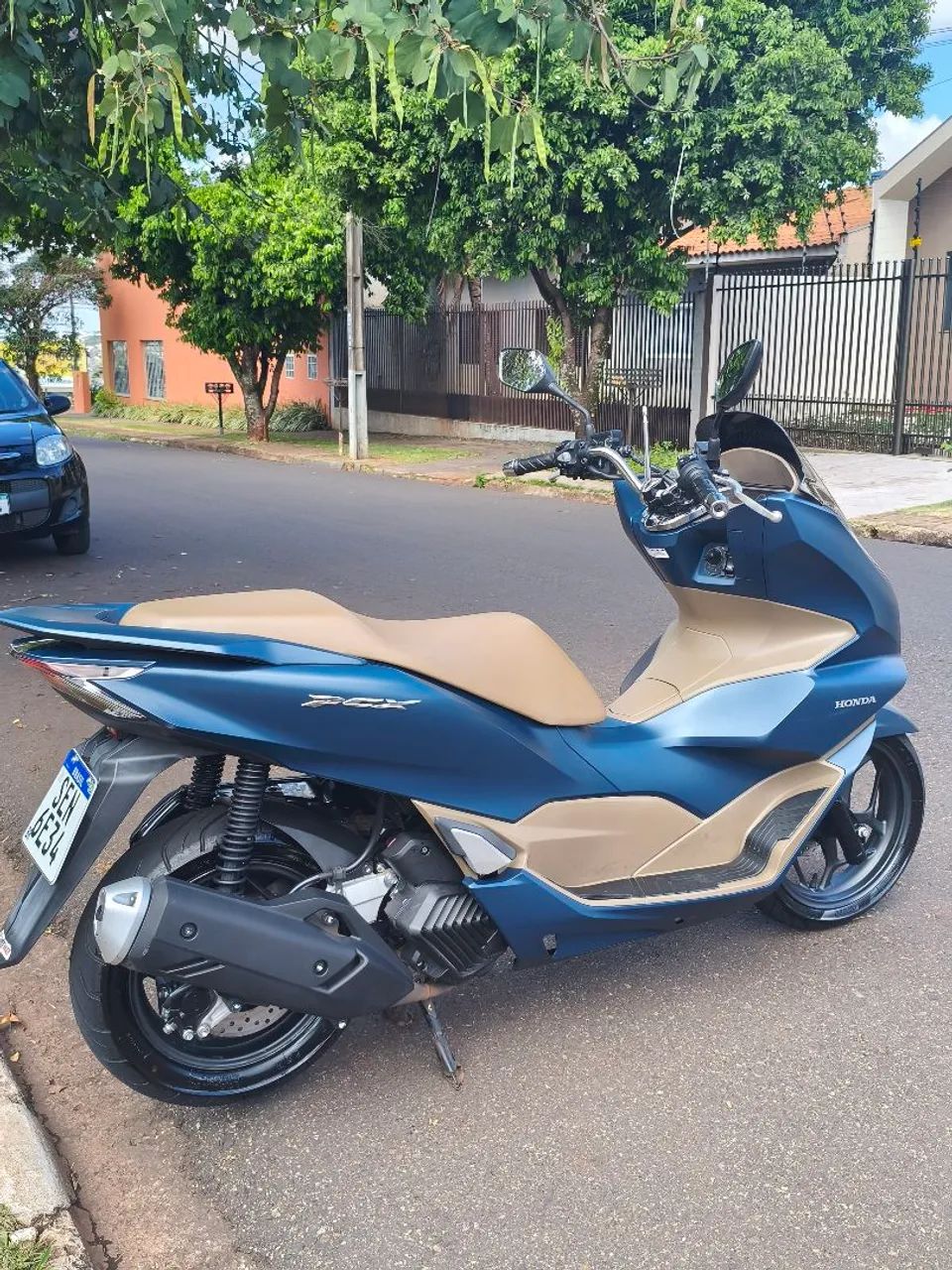 Vendo PCX DLX ABS 2023 - Foto 3
