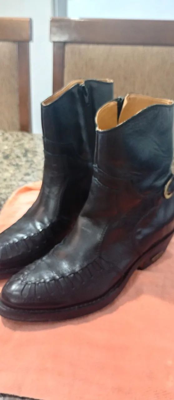 Vende-se bota de couro - Foto 5