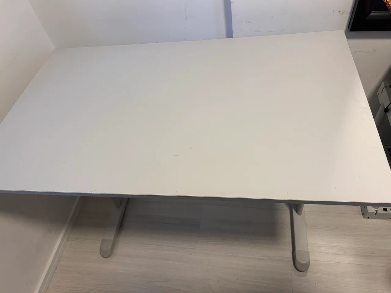 MESA DE ESCRITÓRIO - Foto 2