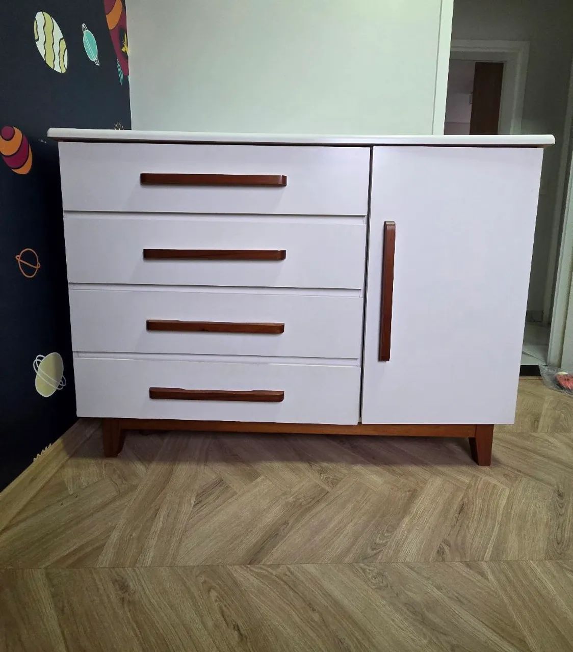 Cômoda para doação 