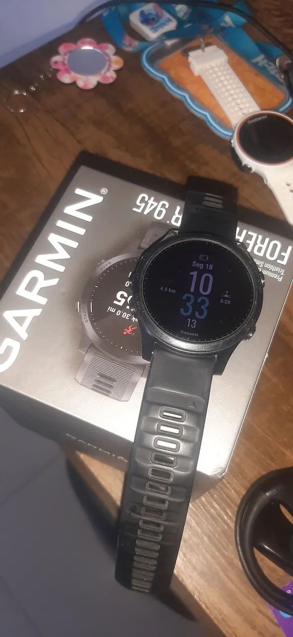 Garmin  945 music 